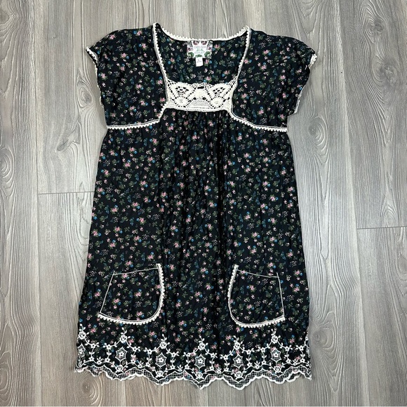 Chelsea & Violet Black Floral Dress Crochet Lace Details Boho Size L - Picture 1 of 6